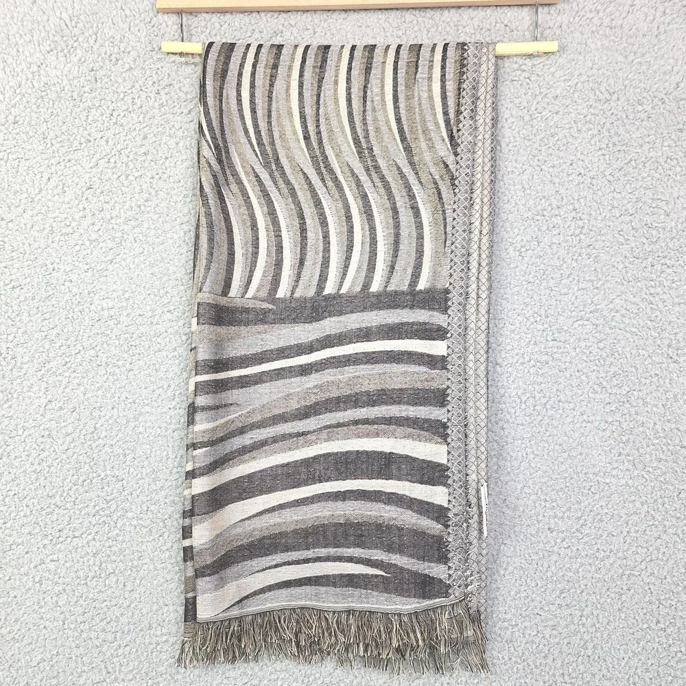 in-things Scarf Womens One Size Black‎ Gray Zebra Print 100% Silk Fringe Wrap